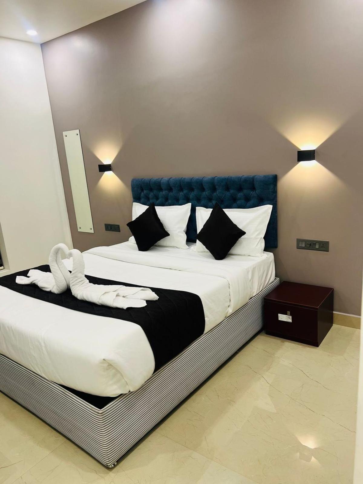 The Lotaz Hotel Kochi Kültér fotó